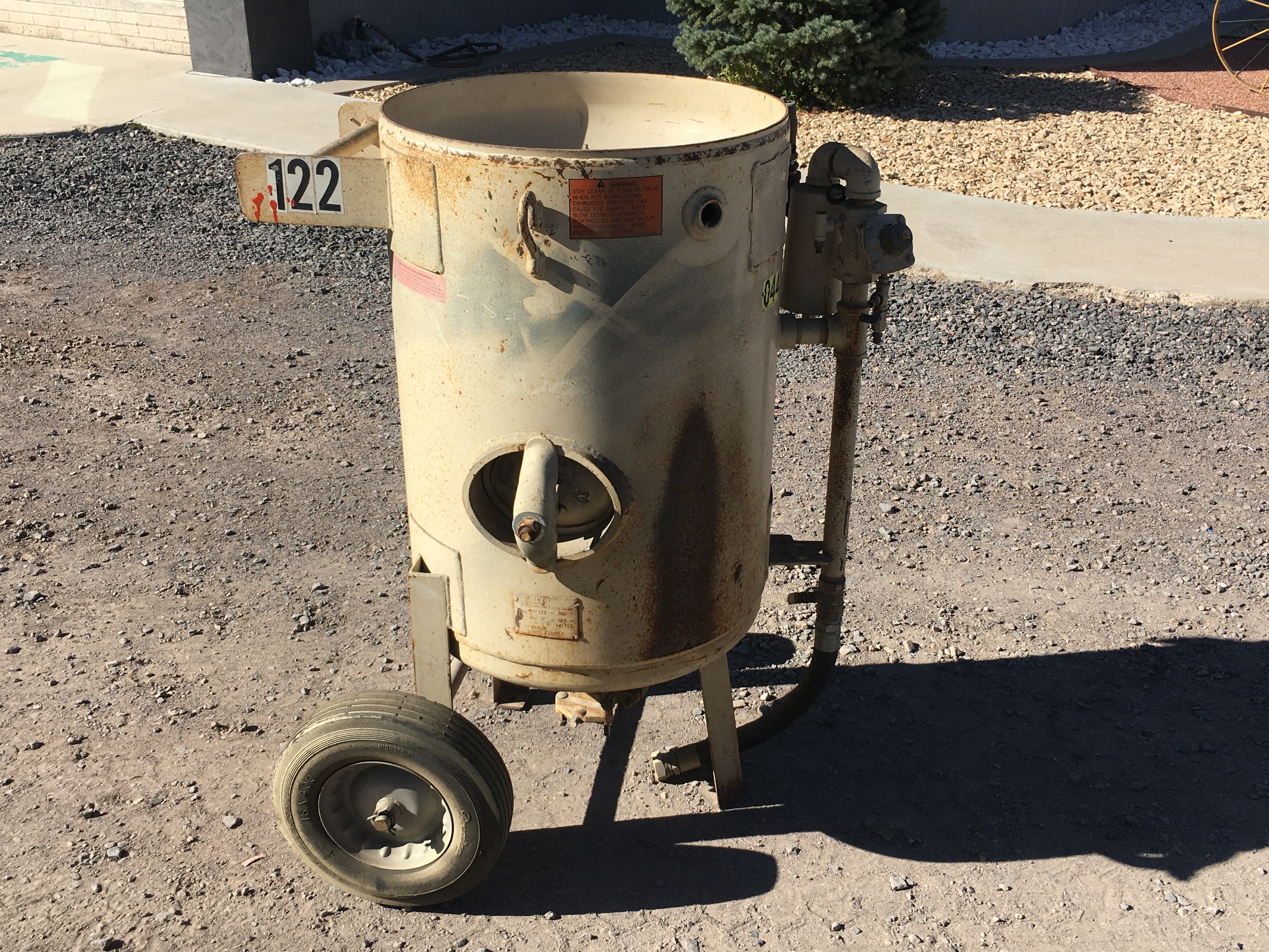 ./imagenes/INVOICE/2019/16225/SANDBLASTER EMPIRE_SUOER-650-6P (3).JPG